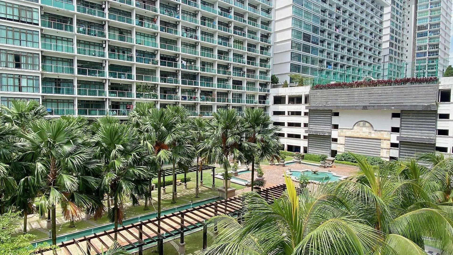 Beautiful Lake Front Homes At Mount Austin, Jb #20 Johor Bahru 0*,  Malaysia